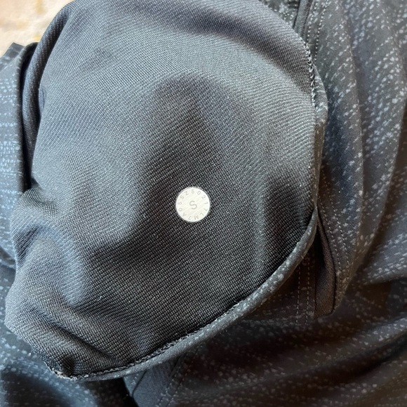 Lululemon Mens Shorts Pace Breaker Linerless 9 inch Small - Picture 5 of 5